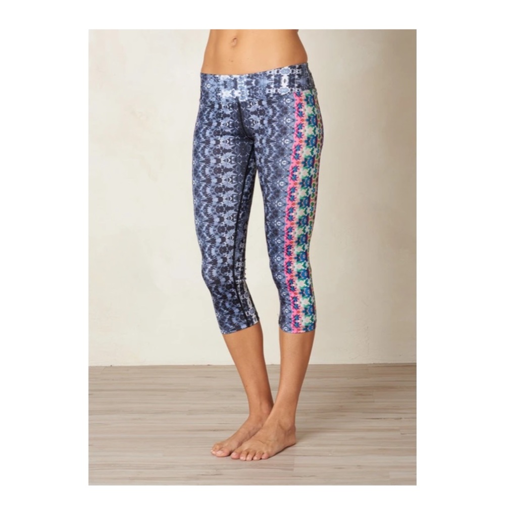prAna Women’s Roxanne Hydrobloom Capris